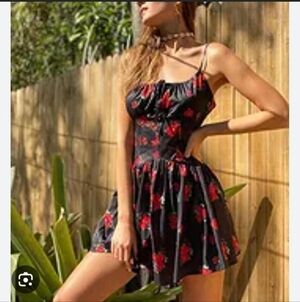 Tiger Mist Floral Black and Red Dress, Size Small